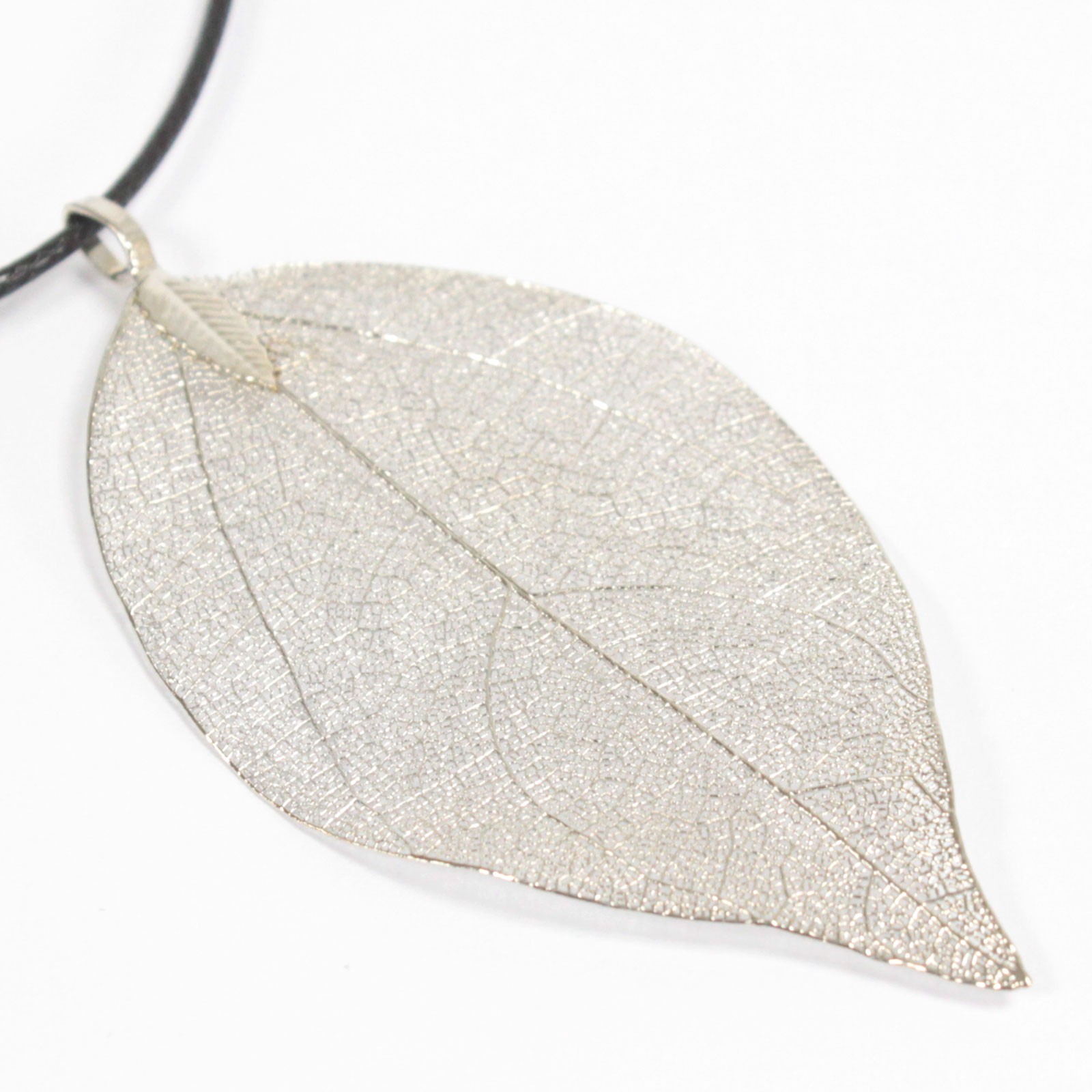 Necklace Bravery Leaf Silver