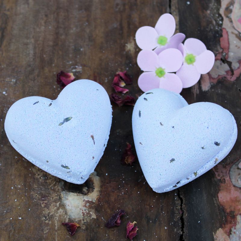 Love Heart Bath Bomb 70g - French Lavender