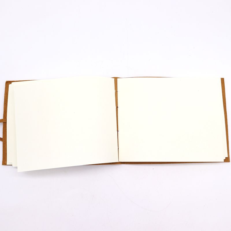 Leather Sketchbook Golden Tree - 144 pages - 18x23cm