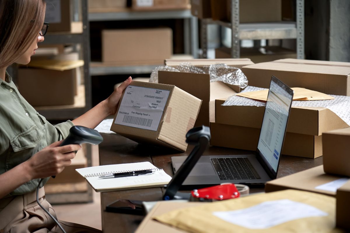 How to Start A Dropshipping Business in the UK