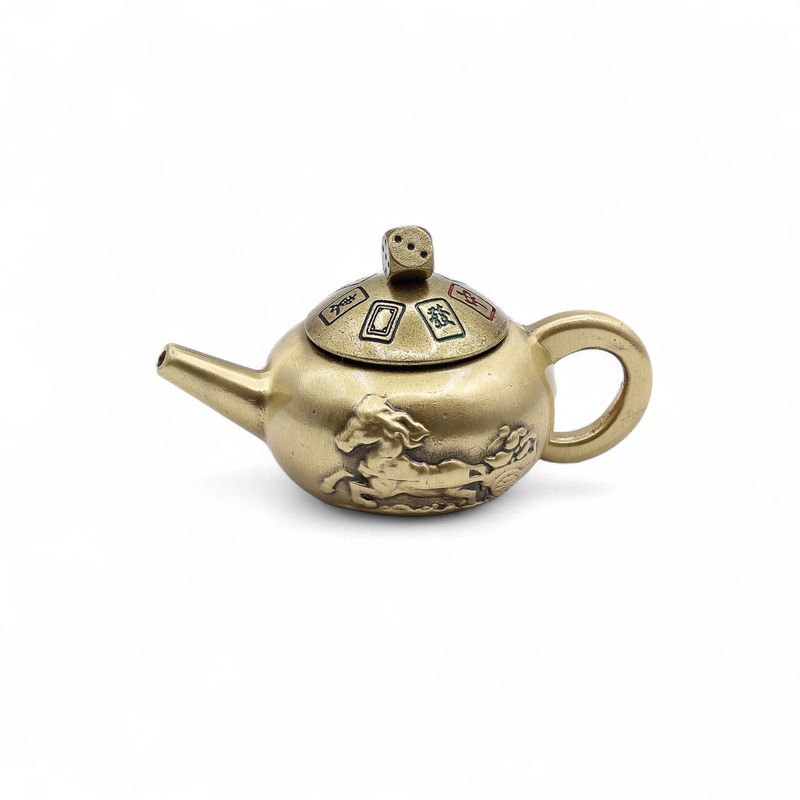 Feng Shui Fortune - Lucky Teapot with Dice Spin