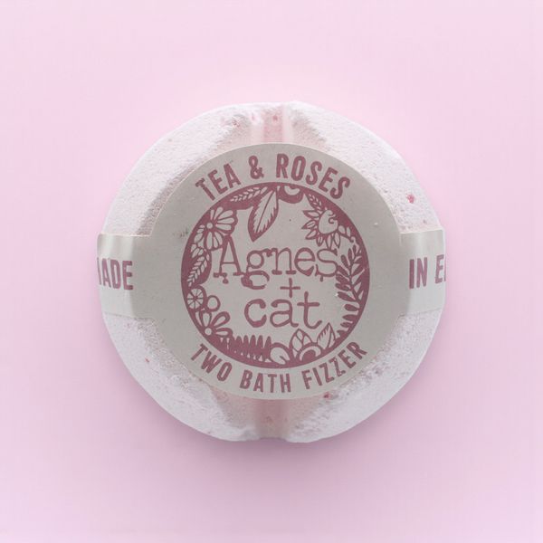 Agnes + Cat Bath Fizzer - Tea and Roses