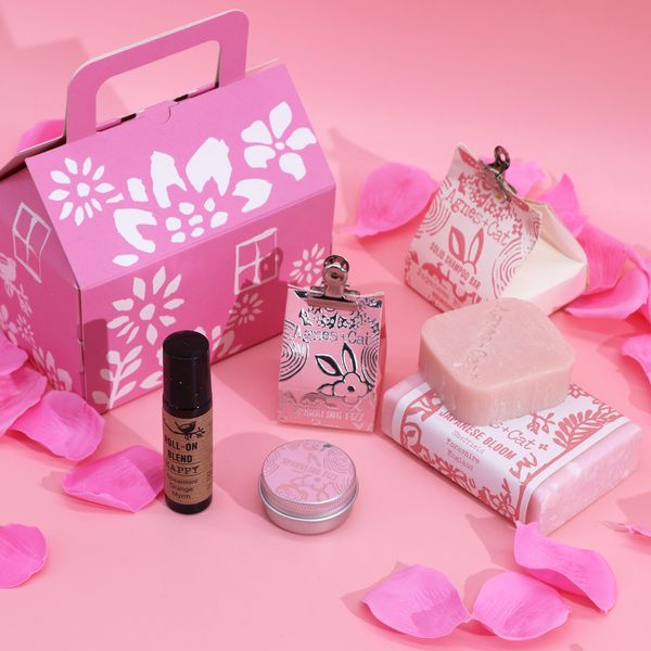 Agnes + Cat Gift Sets
