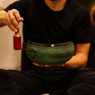 Extra Loud - Mushroom Singing Bowl - Moss Green (23x10.5cm, 1.3kg)