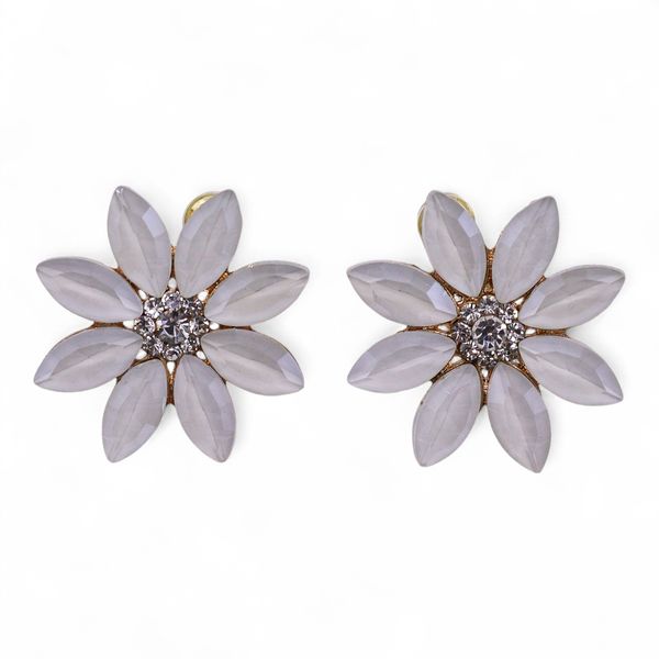 Pearl - Vintage Glass - Flowers - Earrings