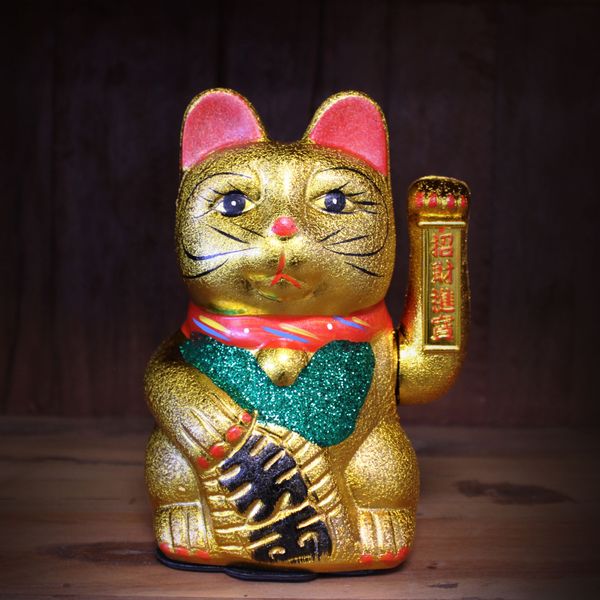Lucky Waving Chinese Cats