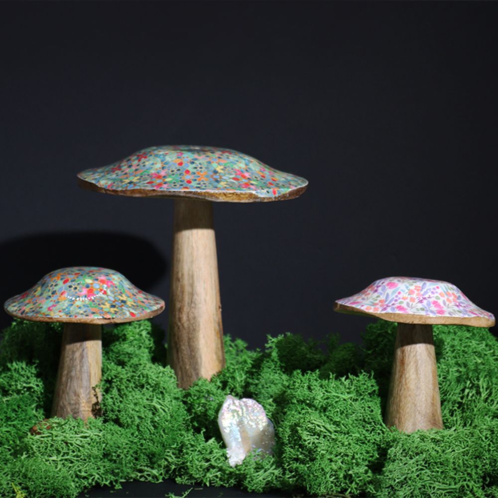 Wooden Mushroom Decorations