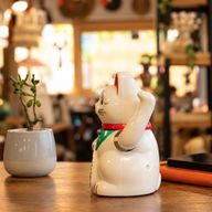 White  Money Cat - 15cm