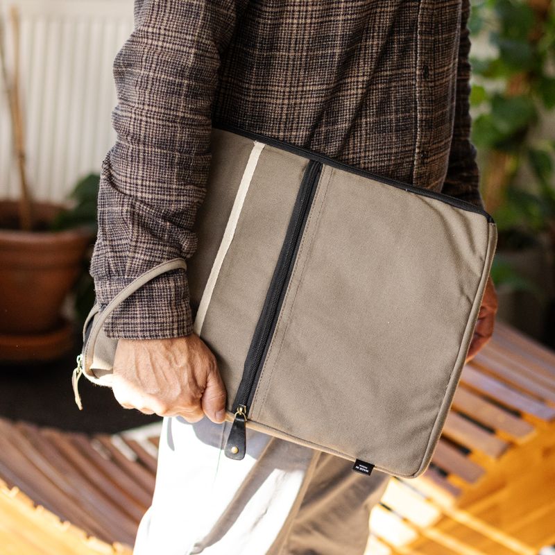 Canvas Large Laptop Pouch - Olive