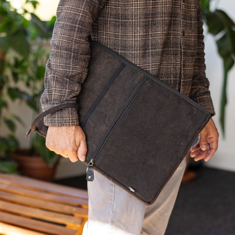 Stonewash  Large Laptop Pouch - Charcoal
