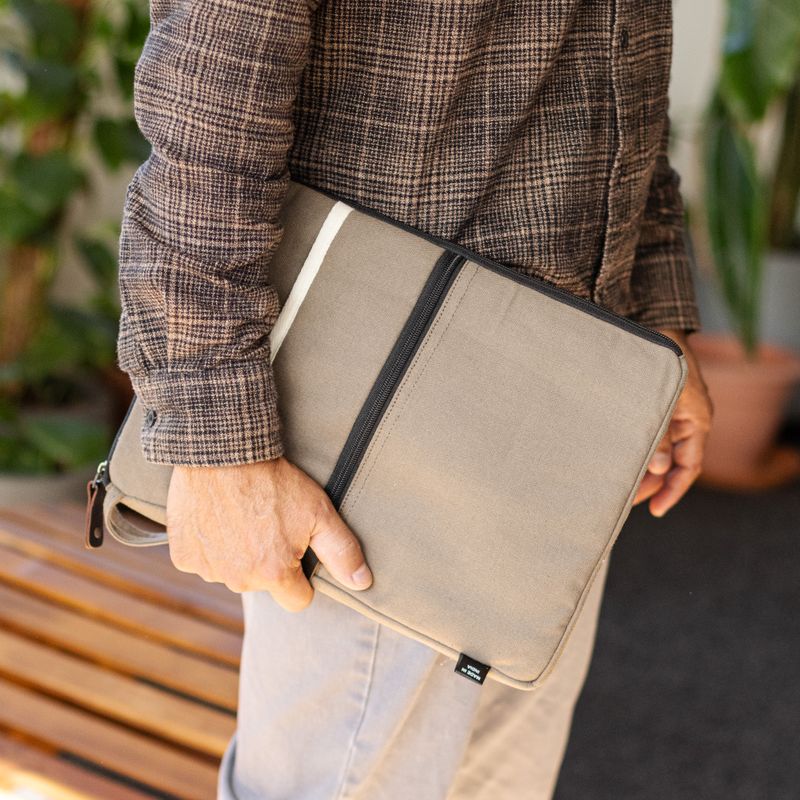 Canvas Travel Laptop Pouch - Olive