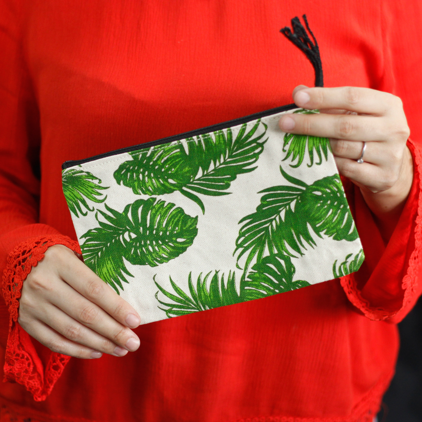 Classic Zip Pouch - Pineapples